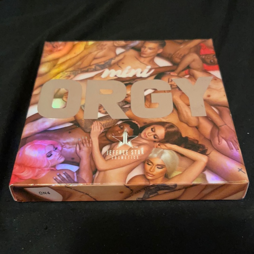 Mini Orgy